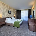Hotel Sunny Forum 4*