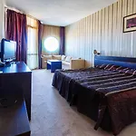 Hotel Sunny Forum 4*