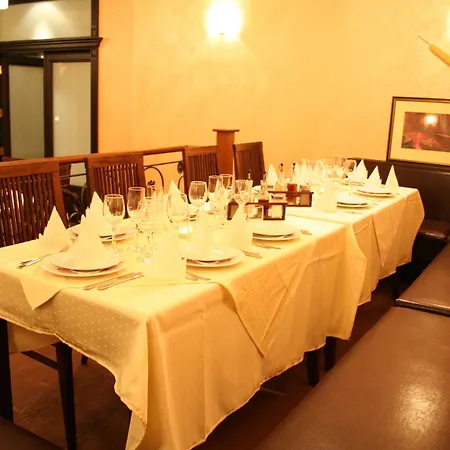 Sunny Forum Napospart