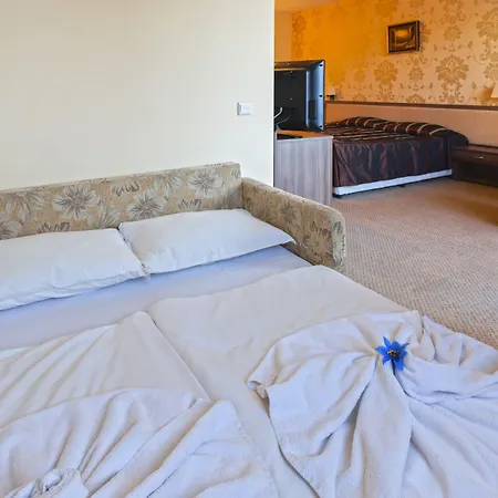 Szálloda Sunny Forum 4*