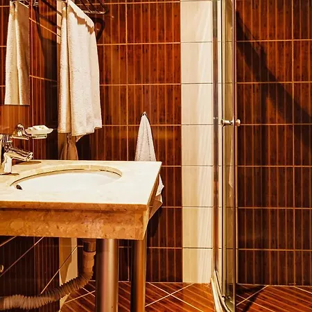 Sunny Forum Szálloda 4*