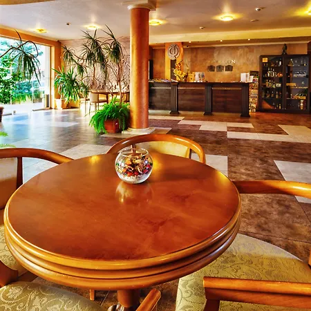 Hotel Sunny Forum 4*