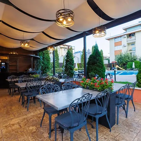 Otel Sunny Forum