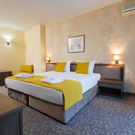 Otel Sunny Forum