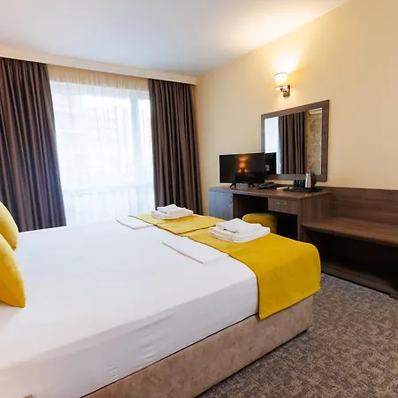 Sunny Forum Otel 4*