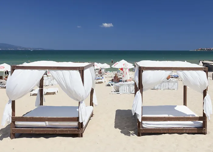 Sunny Forum Hotel 4*