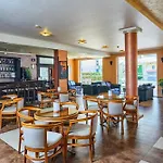 Sunny Forum Otel 4*
