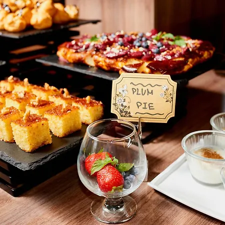 Hotel Sunny Forum 4*